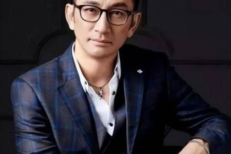 吴启华个人资料，吴启华是什么星座？