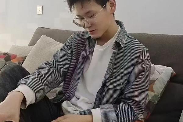 相亲姓名配对大全男孩子 相亲名称排名？