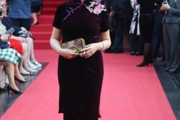 哪些星座女适合当外交官女