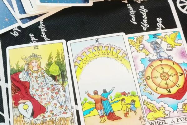 塔罗测试:春节期间桃花运如何? 塔罗测试:春节期间桃花运如何?