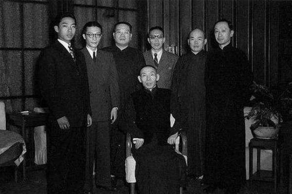 杜月笙八字命局详解