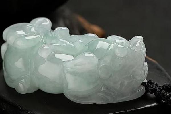 女生佩戴貔貅都有哪些风水禁忌了