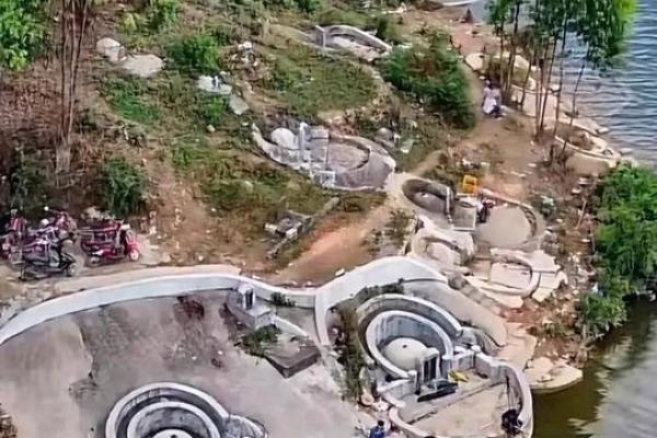 坟墓风水正前方不可以有什么? 坟墓风水正前方不可以有什么?