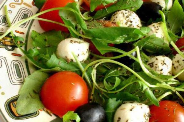 心理测试：四种青菜，哪种你更喜欢？测你这辈子是什么命格？