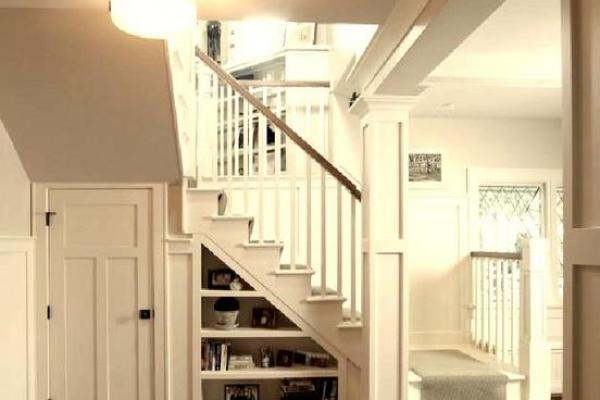 沙发靠楼梯风水 沙发靠楼梯风水