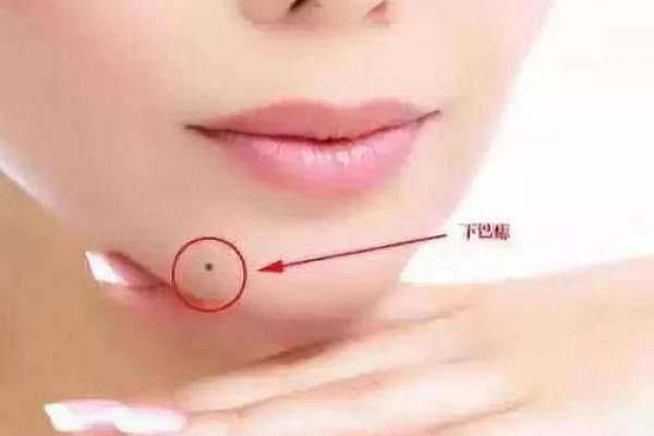 相术算命师：罗圈腿的男人命运如何？