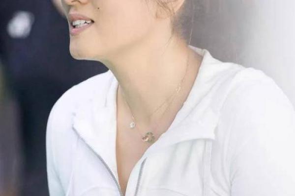 巩俐八字姻缘详解图片高清