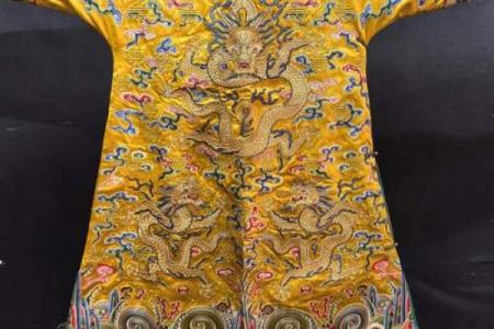 古旧龙袍风水摆放