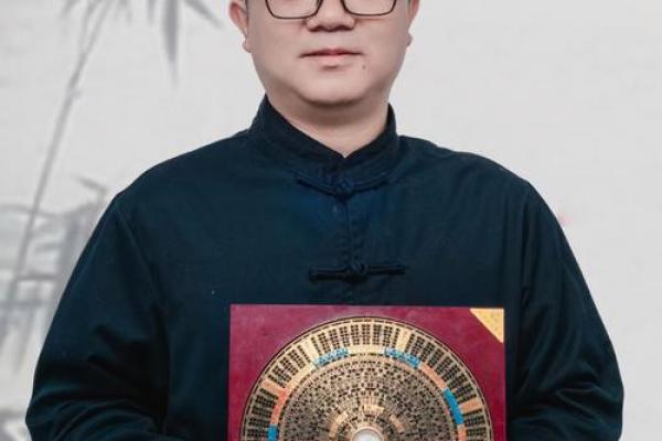 新洲区阳逻算命先生 新洲区阳逻算命先生