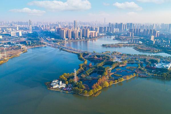 湖中央的房子风水