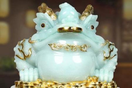 风水什么样的金蟾招财还可以辟邪了